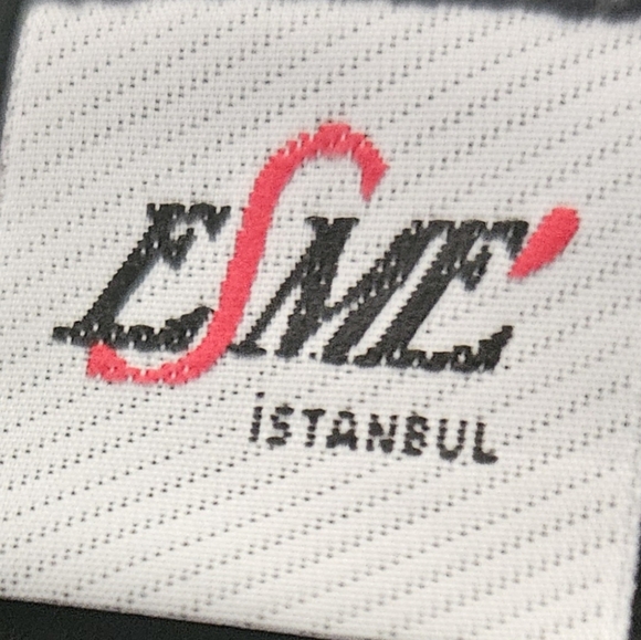 🌺EsMe 3/4 Sleeve Top - Picture 4 of 4